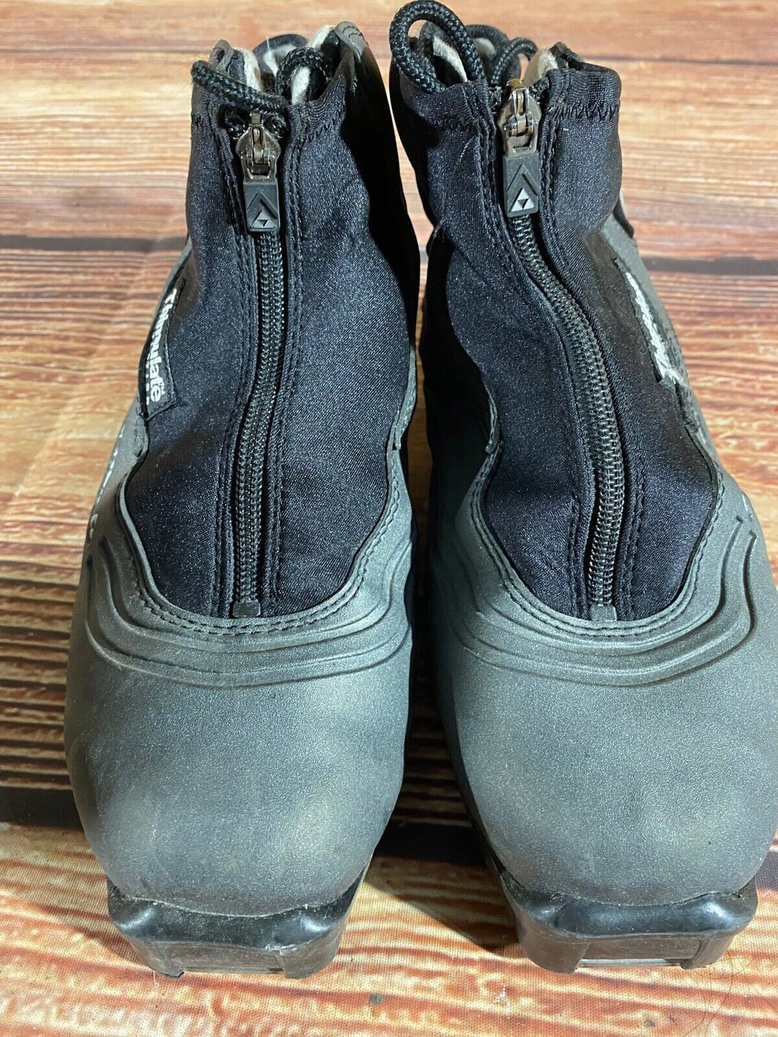 Fischer Comfort RF Nordic Cross Country Ski Boots Size EU41 US8 SNS Profil 1597