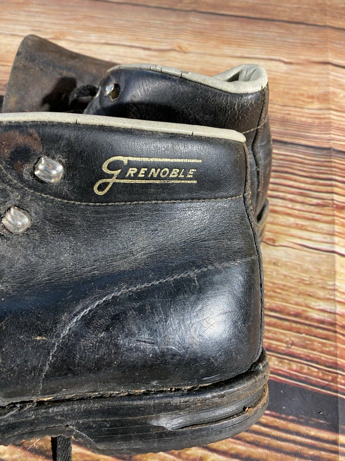 GRENOBLE Vintage Leather Cross Country Ski Boots Kandahar Binding EU44 US10 KL24