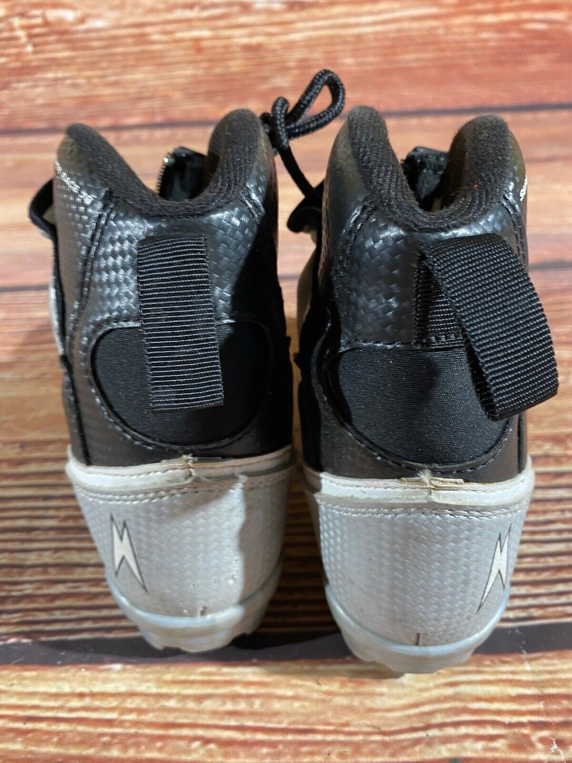 Madshus Super Race Nordic Cross Country Ski Boots EU37 US5 NNN 2494