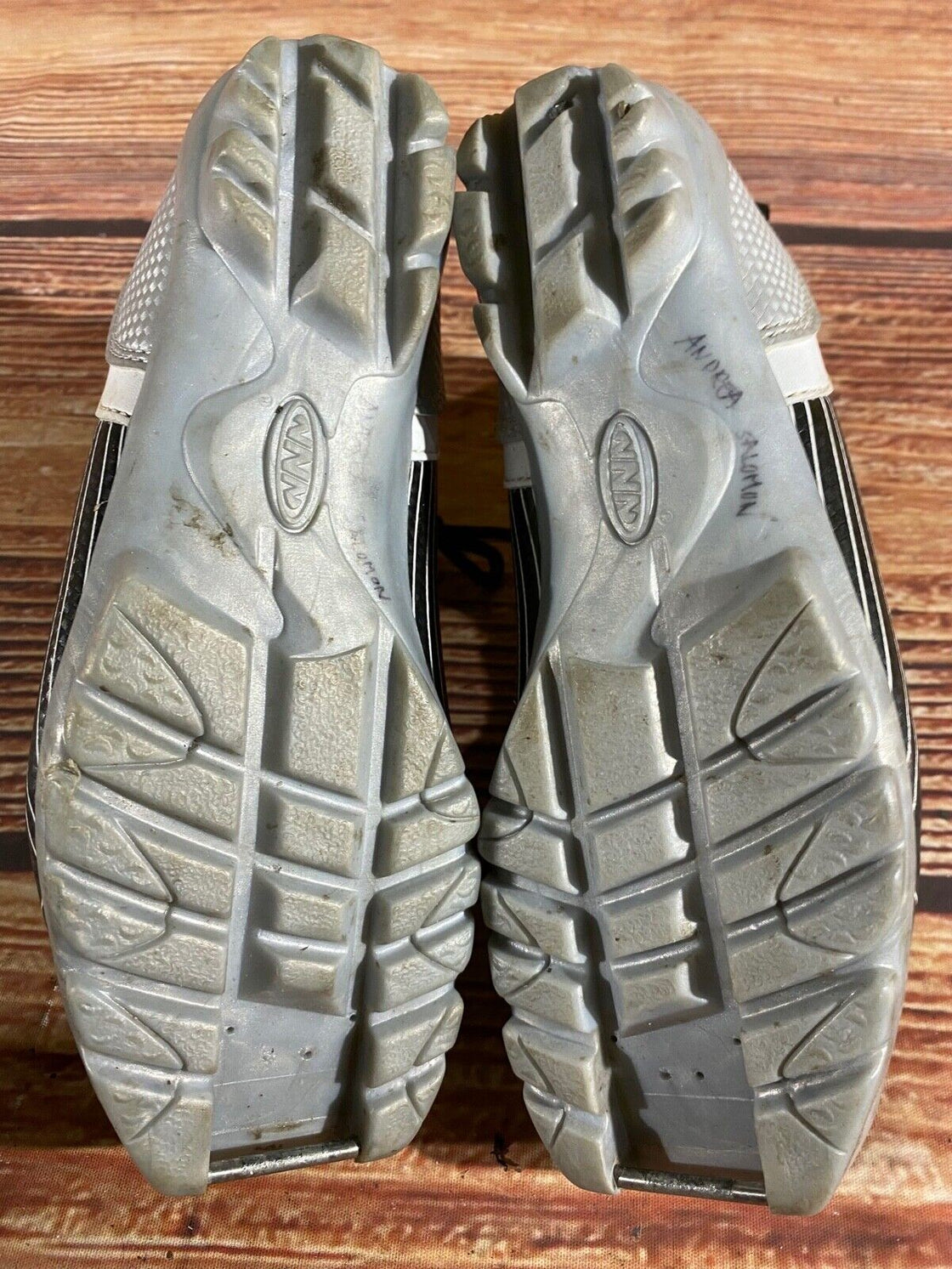 Madshus Super Race Nordic Cross Country Ski Boots EU37 US5 NNN 2494