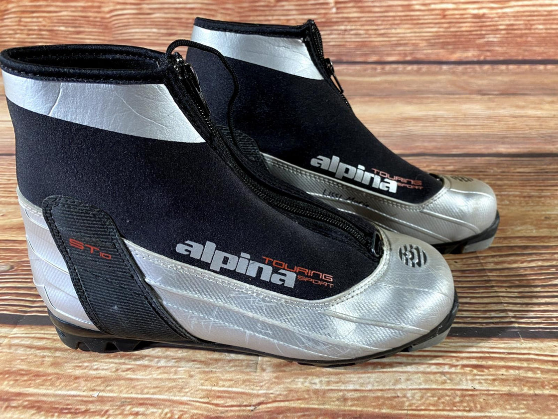 Alpina ST10 Nordic Cross Country Ski Boots Size EU39 US7 for NNN 2991