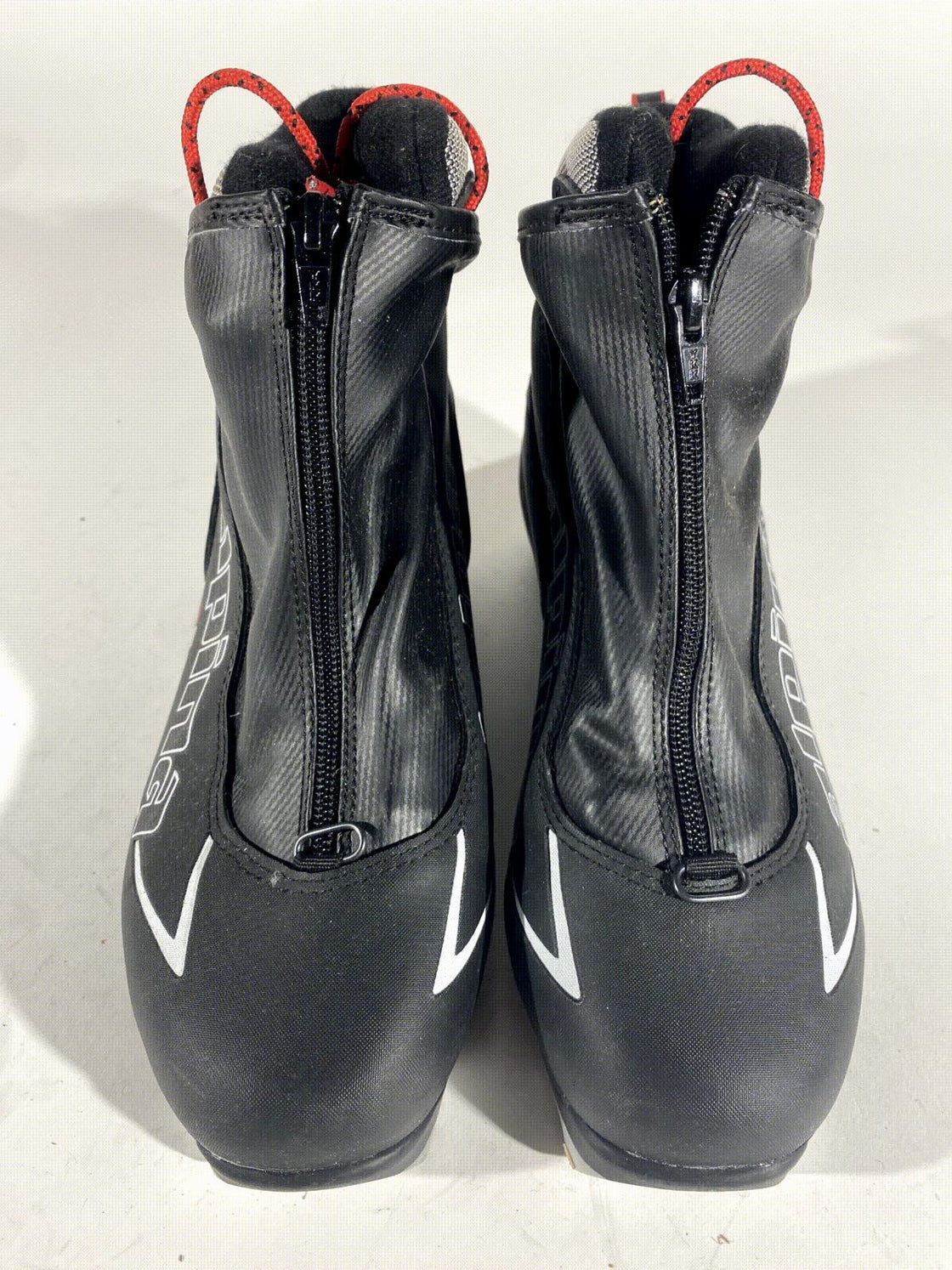 Alpina T5 Plus Nordic Cross Country Ski Boots Size EU39 US7 NNN 3124