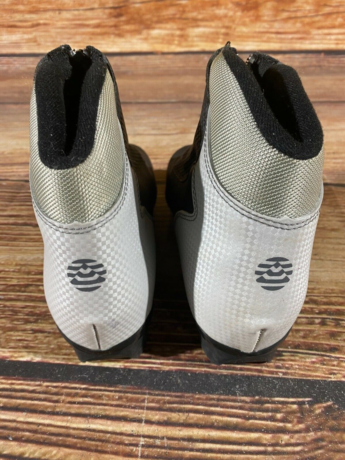 Alpina Touring Nordic Cross Country Ski Boots Size EU37 US5 for NNN 1026