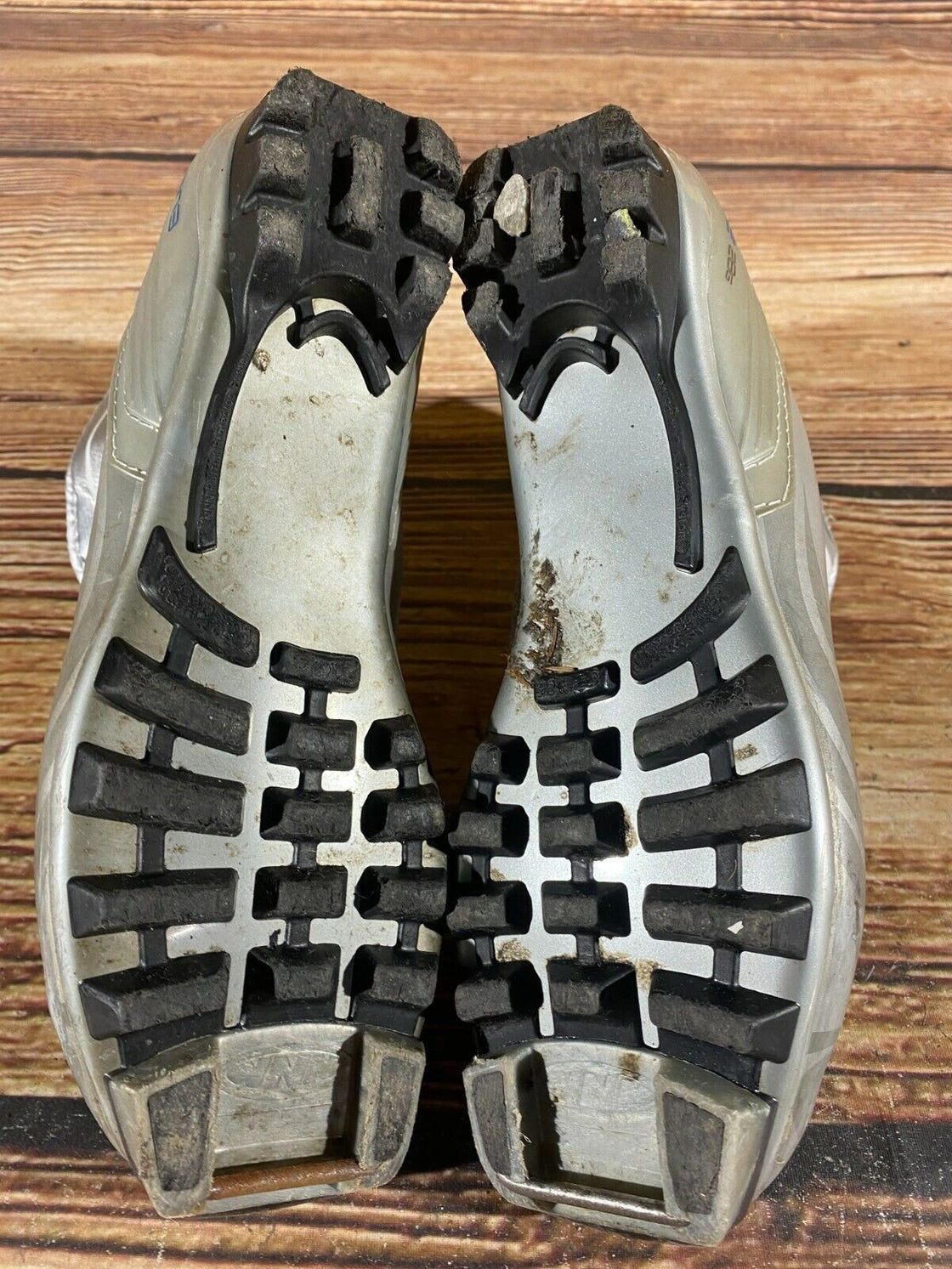 Alpina Eve28G Nordic Cross Country Ski Boots Size EU39 US8 for NNN 781