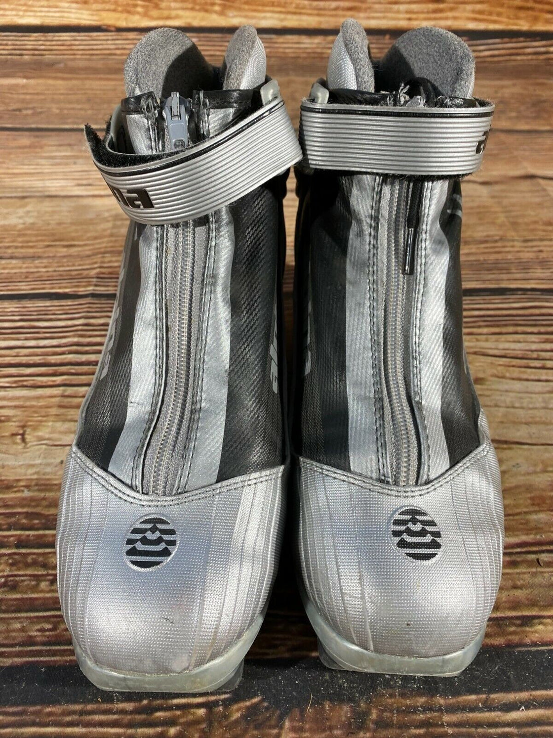 Alpina SP30L Nordic Cross Country Ski Boots Size EU40 US7.5 NNN bindings 710