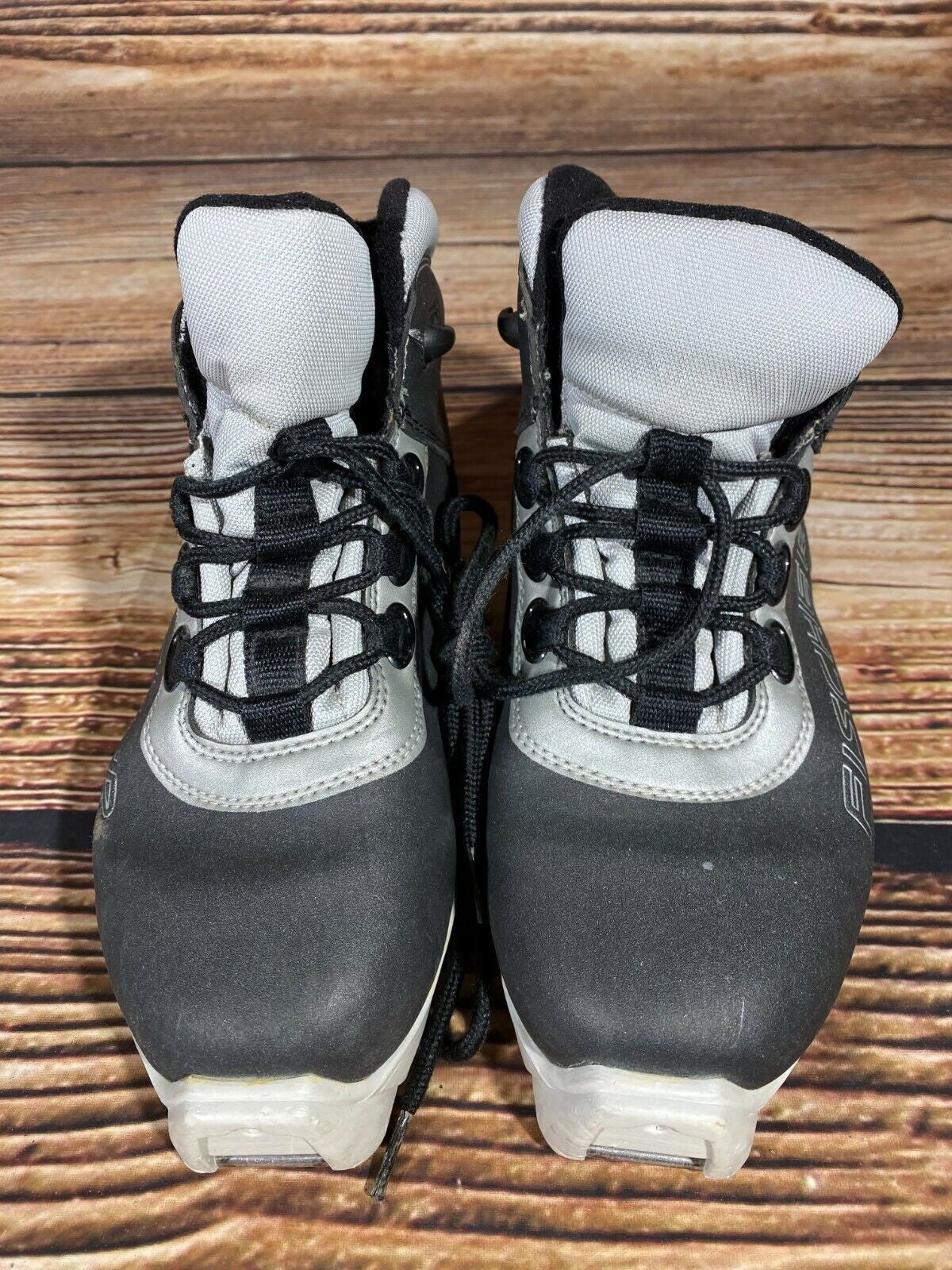 Fischer SL Sport Cross Country Ski Boots Classic SNS Profil EU 37 US 5 1081