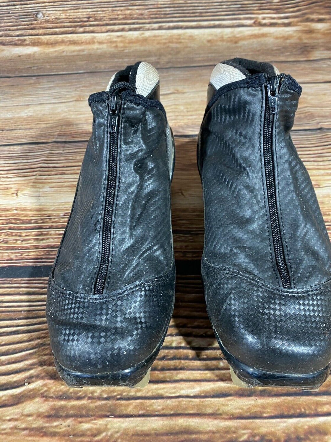 Madshus RACE C Cross Country Ski Boots Size EU42 US9 NNN Binding 2642