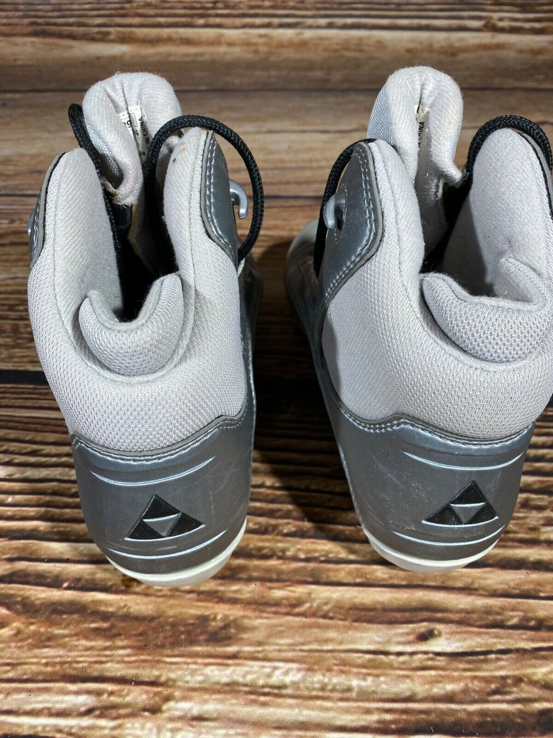 Fischer SL Sport NF Cross Country Ski Boots Size EU39 US7 SNS profil 1576