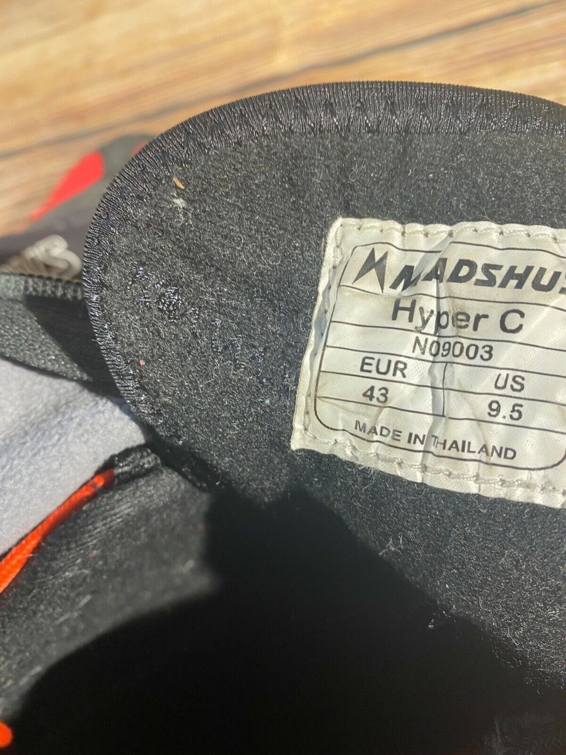 Madshus Hyper C Nordic Cross Country Ski Boots Size EU43 US9.5 NNN bindings 2555