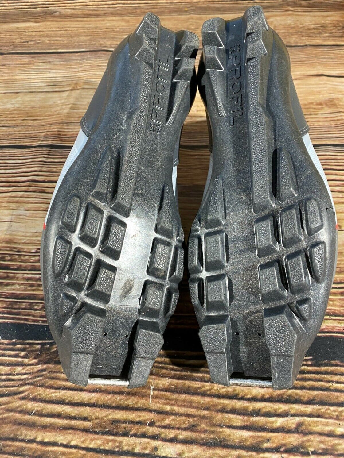 SALOMON Nordic Cross Country Ski Boots Size EU38 2/3 US7 SNS profil 2349