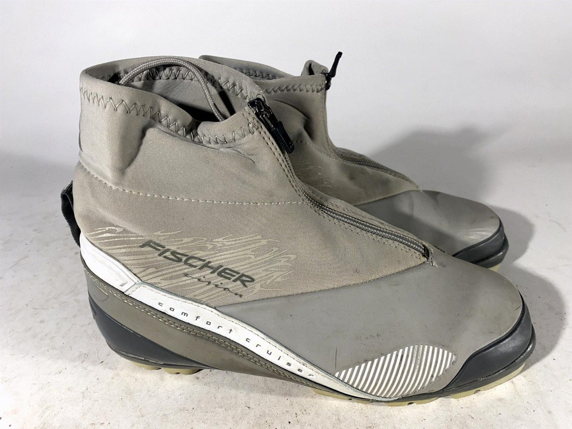 Fischer Touring Classic Nordic Cross Country Ski Boots Size EU39 US7 NNN 1455