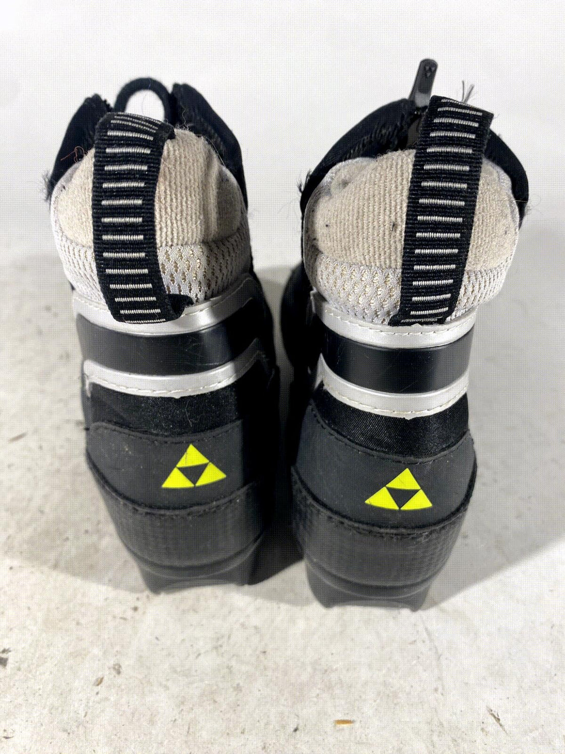 Fischer Ultimate Classic Nordic Cross Country Ski Boots Size EU37 US5.5 NNN 2465