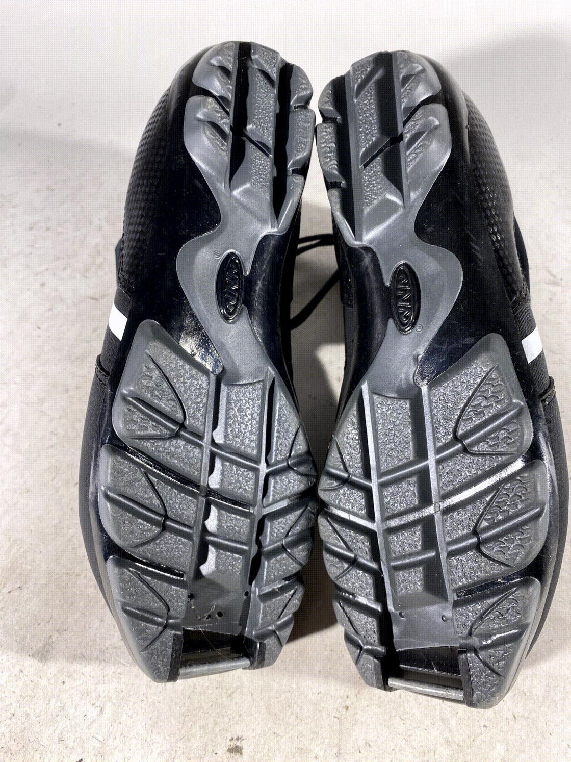 Fischer XC Touring Nordic Cross Country Ski Boots Size EU40 US7.5 NNN 1172