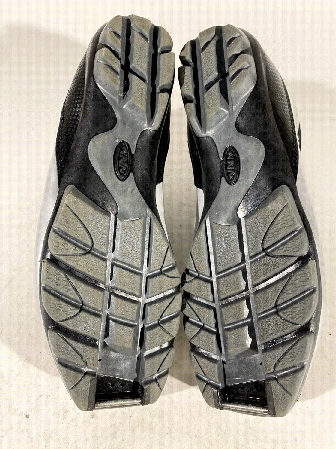 Fischer XC Touring Nordic Cross Country Ski Boots Size EU42 US9 NNN 1452