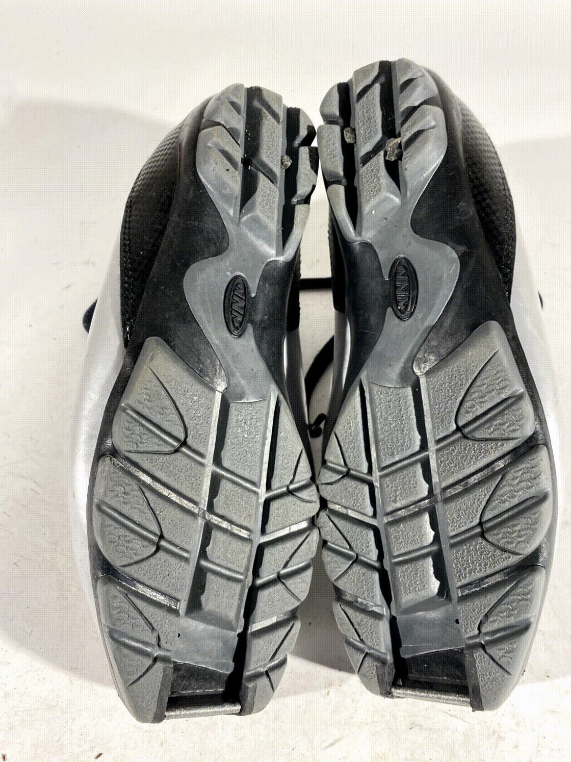 Fischer XC Touring Nordic Cross Country Ski Boots Size EU42 US9 NNN 1446