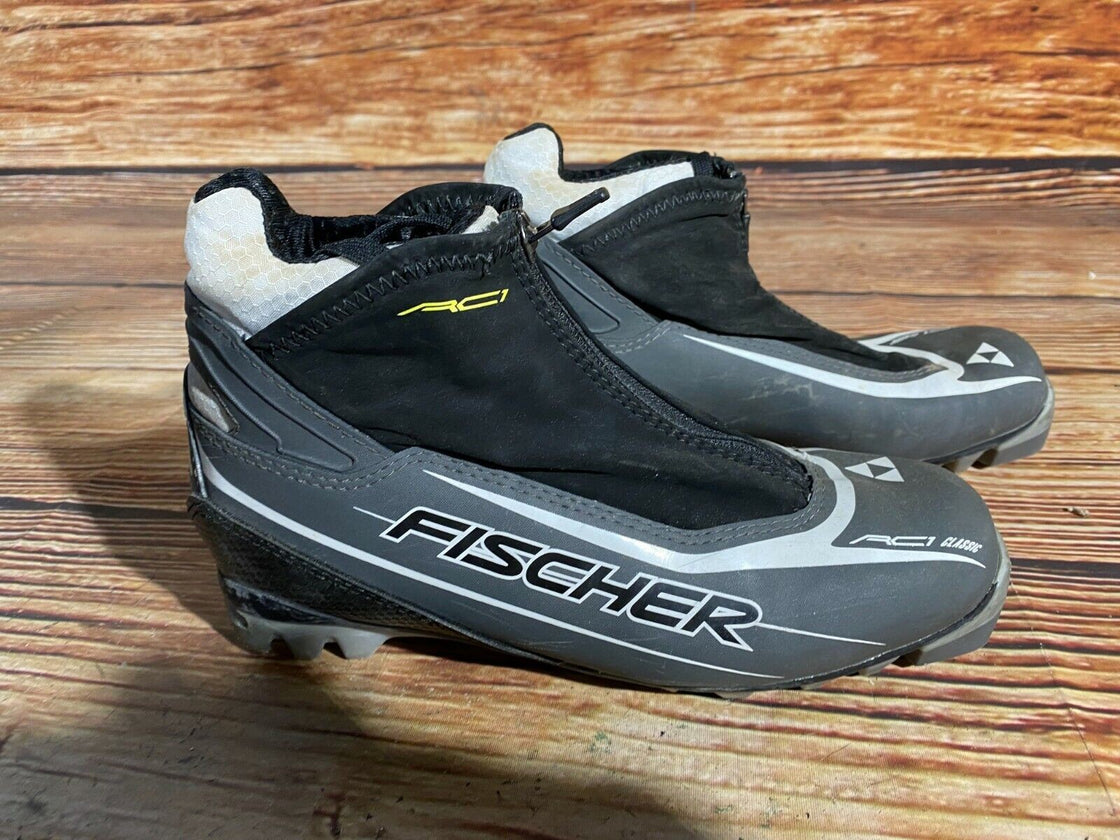 Fischer RC1 Classic Cross Country Ski Boots Size EU39 US7 NNN binding 1430