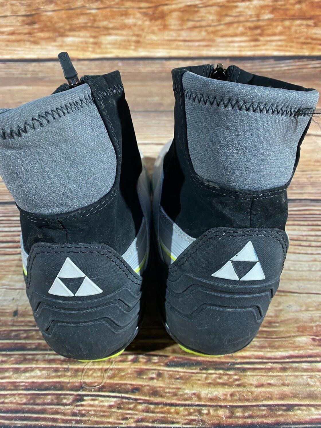 Fischer RC5 Classic Nordic Cross Country Ski Boots Size EU43 US9.5 NNN 1558