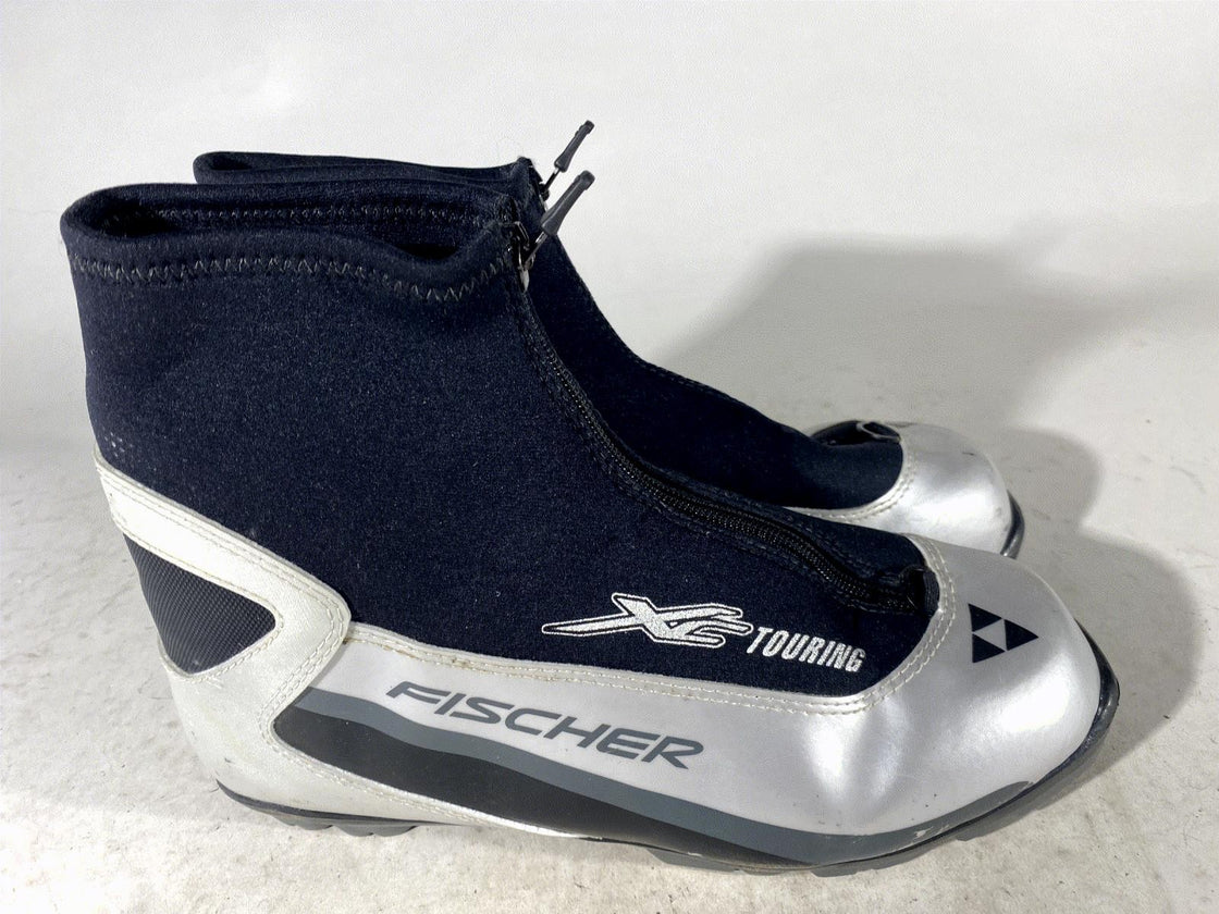 Fischer XC Touring Nordic Cross Country Classic Ski Boots EU43 US9.5 NNN 1293