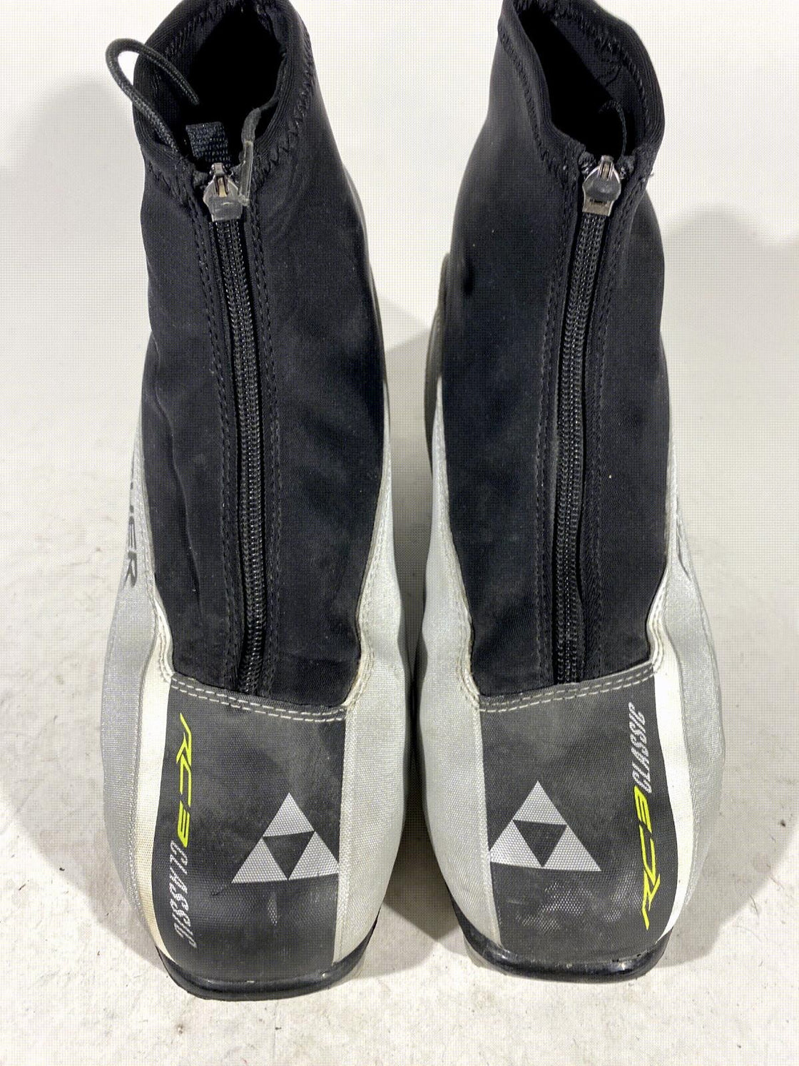 Fischer RC3 Classic Nordic Cross Country Ski Boots Size EU43 US9.5 NNN 1442