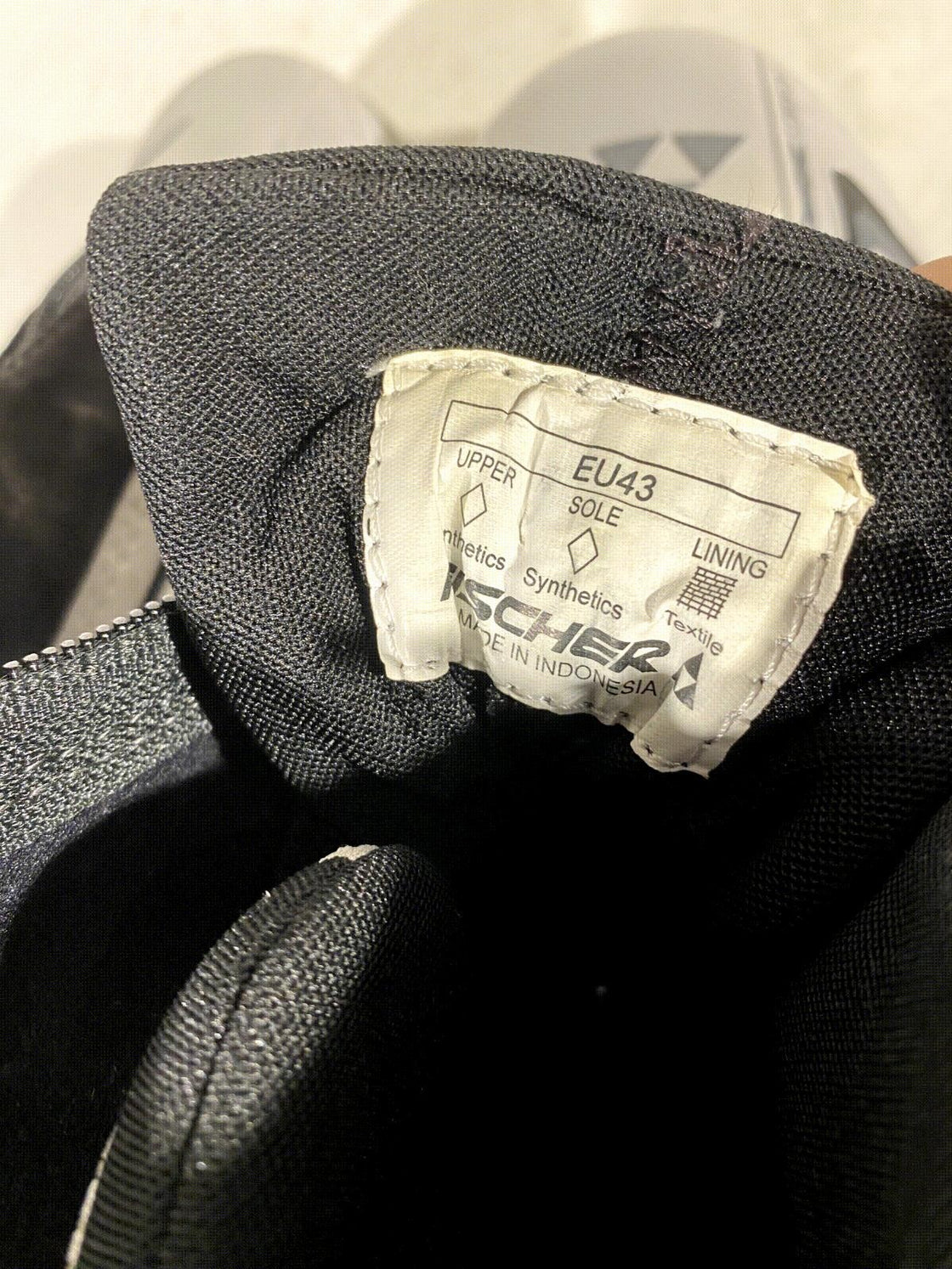 Fischer Touring Nordic Cross Country Classic Ski Boots Size EU43 US9.5 NNN 1460