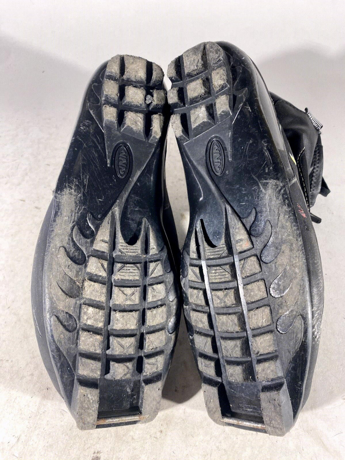 Fischer RC5 Classic Nordic Cross Country Ski Boots Size EU43 US9.5 NNN 1458