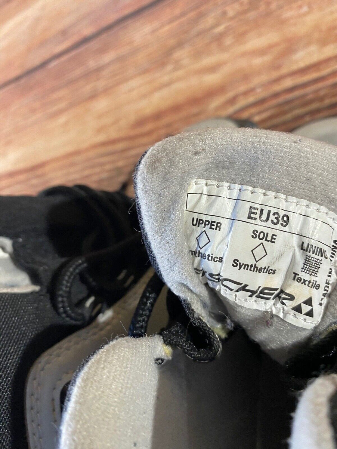 Fischer XC Sport Nordic Cross Country Ski Boots Size EU39 US7 NNN 1351