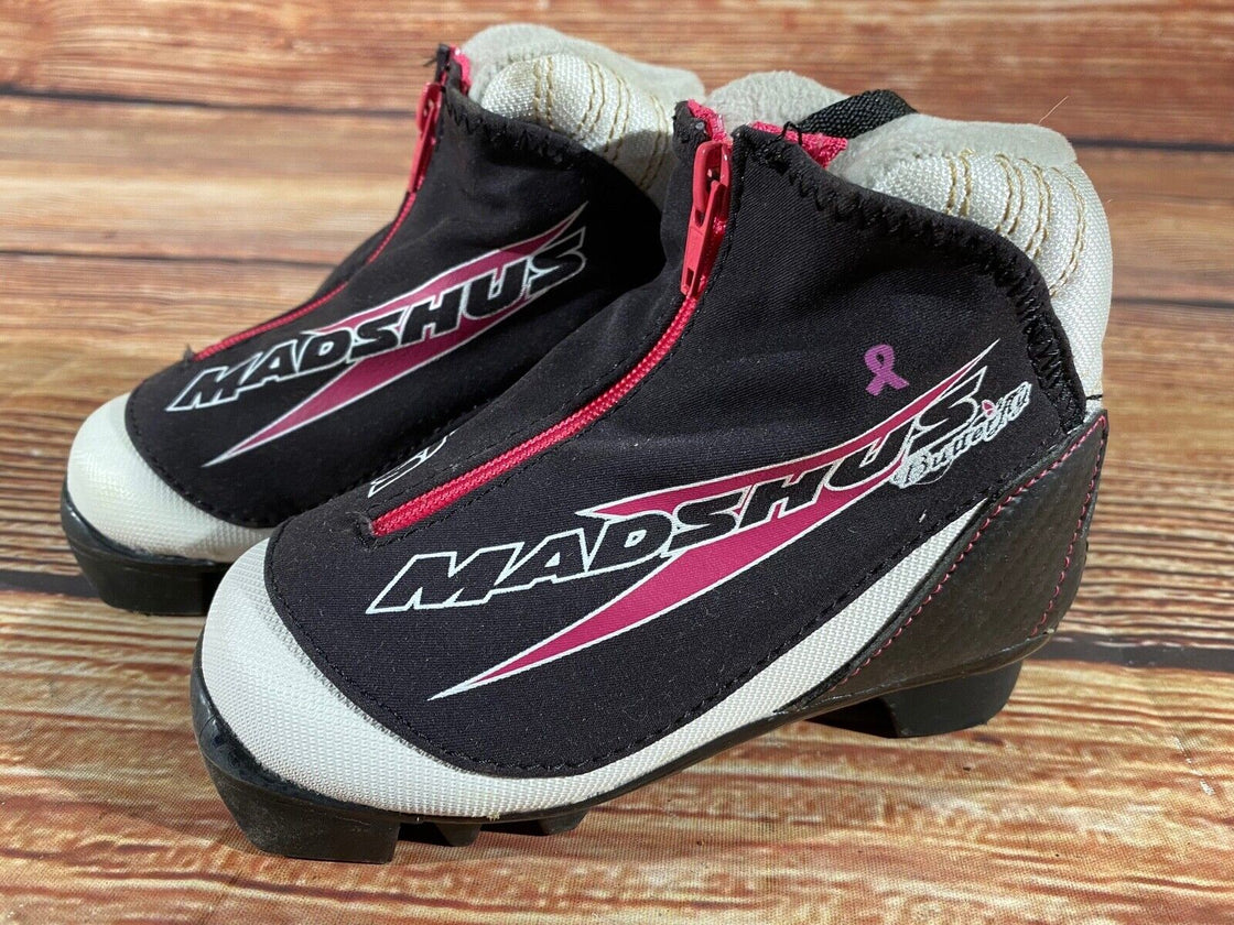 Madshus Buterfly Kids Nordic Cross Country Ski Boots Size EU25 US8 NNN M266