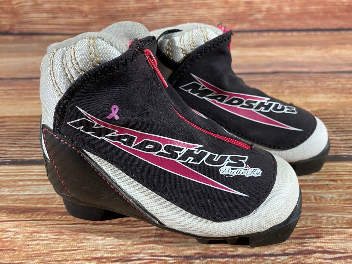 Madshus Buterfly Kids Nordic Cross Country Ski Boots Size EU25 US8 NNN M266