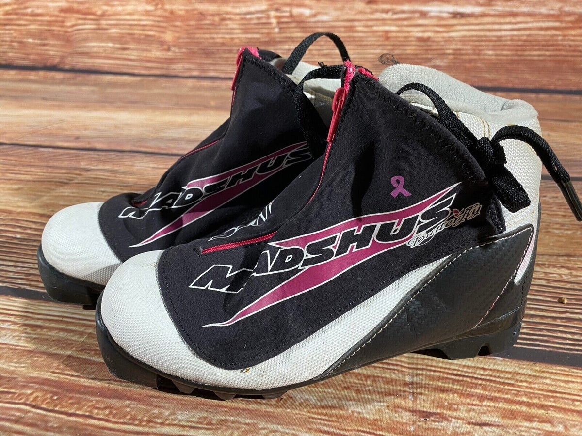 Madshus Buterfly Cross Country Ski Boots Classic NNN EU 34 US 2 Kids 215mm M265