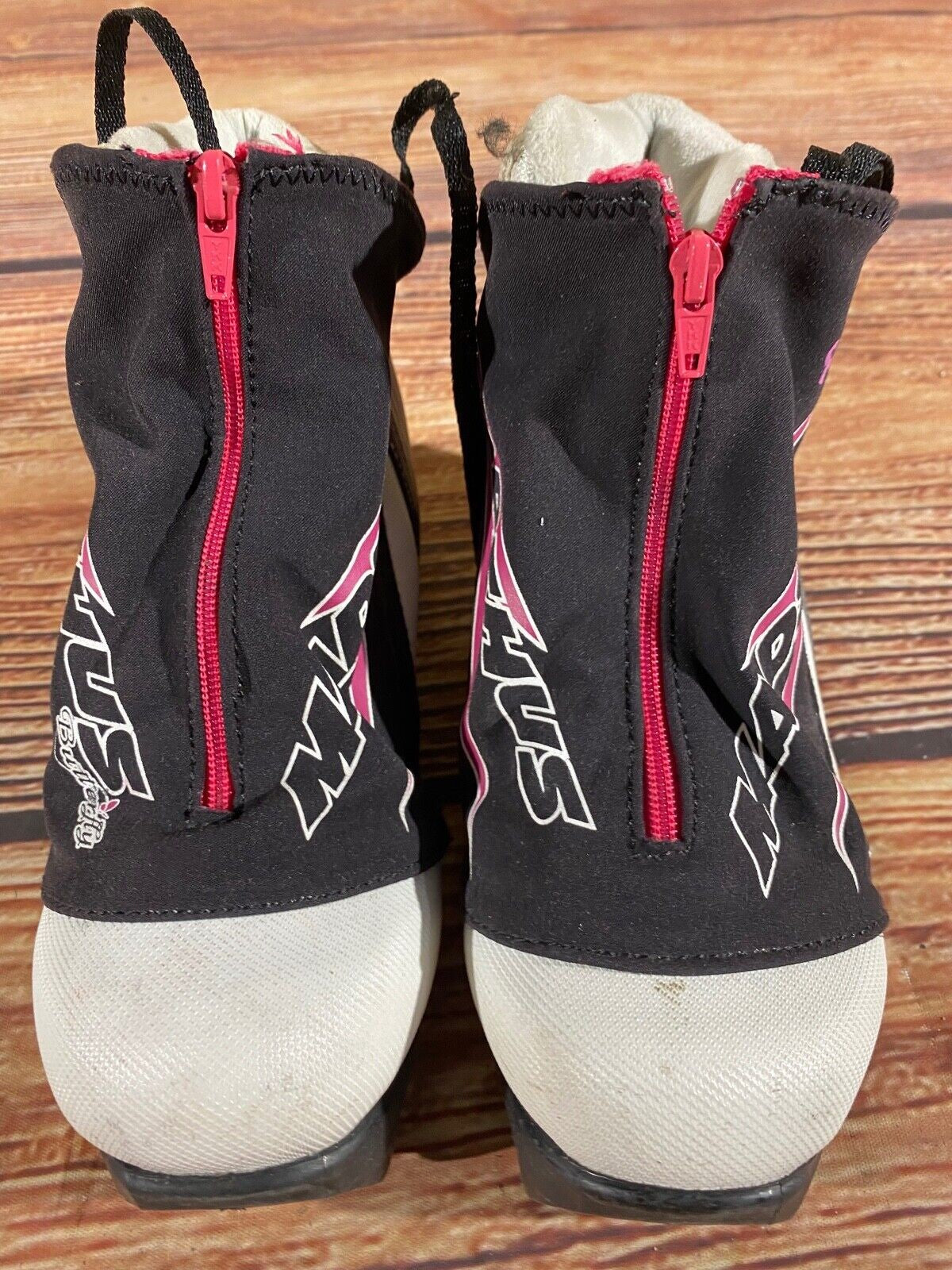 Madshus Buterfly Cross Country Ski Boots Classic NNN EU 34 US 2 Kids 215mm M265