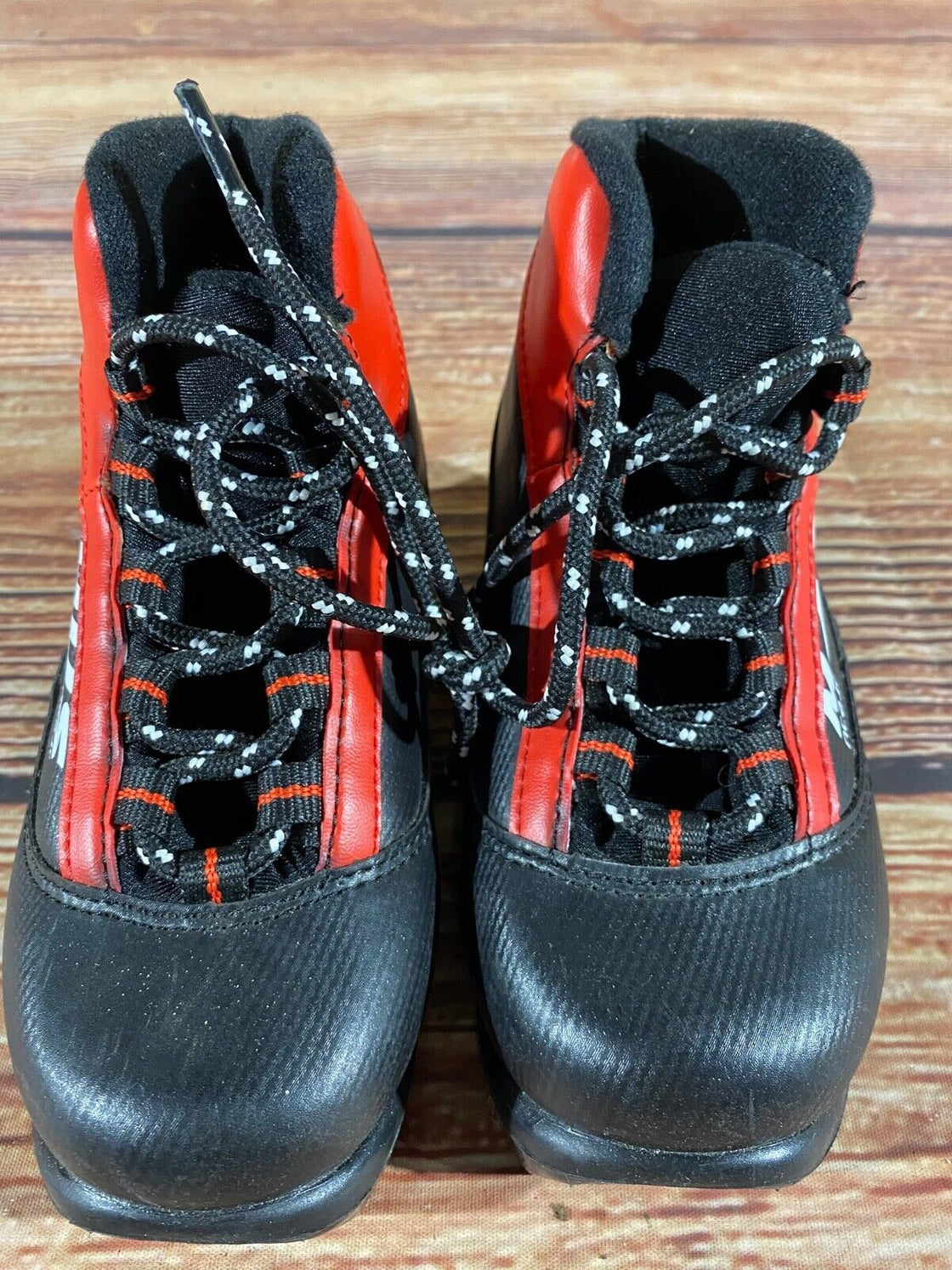 Madshus NC2 Kids Nordic Cross Country Ski Boots Size EU28 US10.5 NNN M249