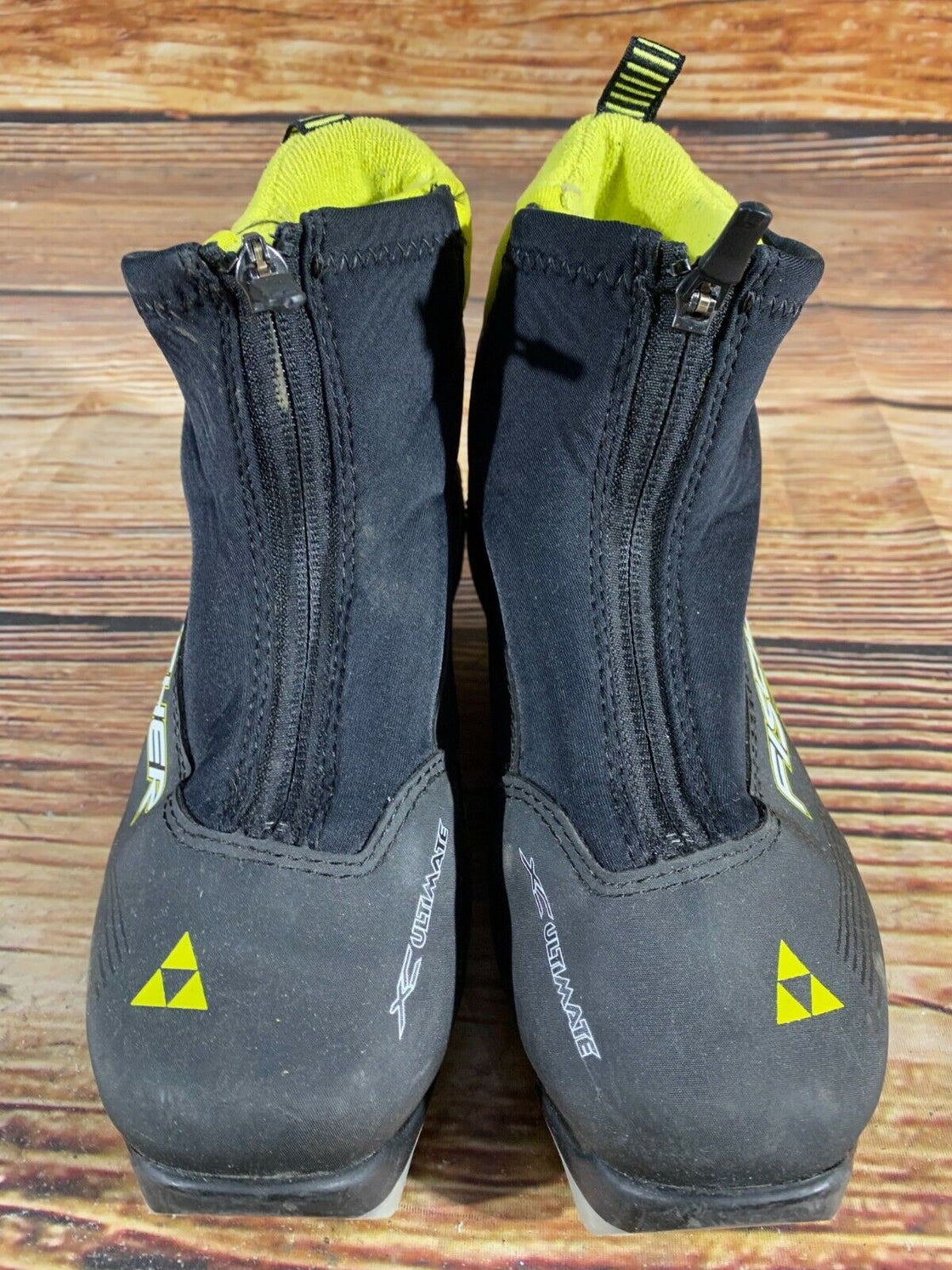 Fischer Ultimate Kids Nordic Cross Country Ski Boots Size EU36 US4.5 NNN F-19