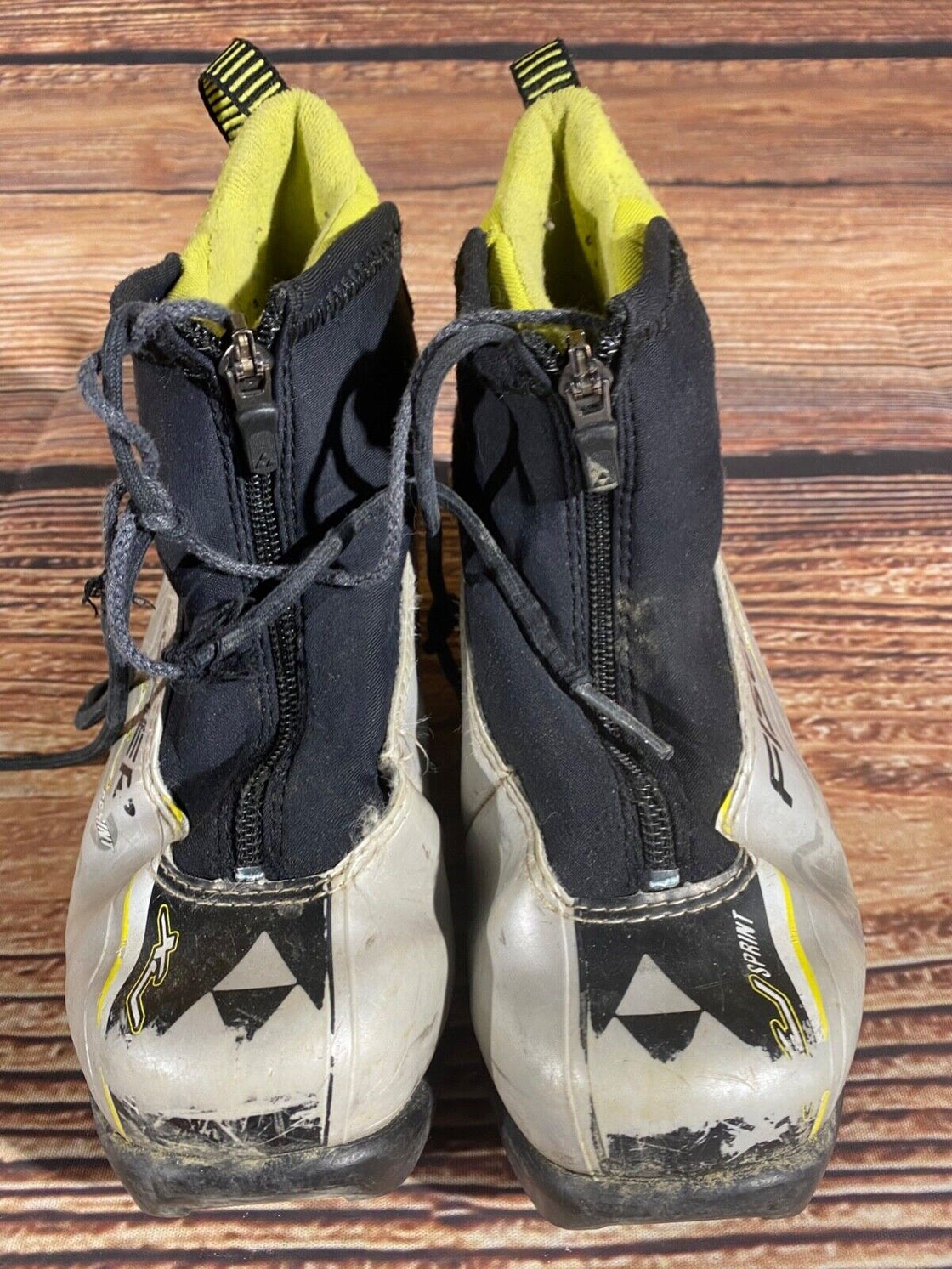 Fischer XJ Sprint Kids Nordic Cross Country Ski Boots Size EU36 US4.5 NNN F-425