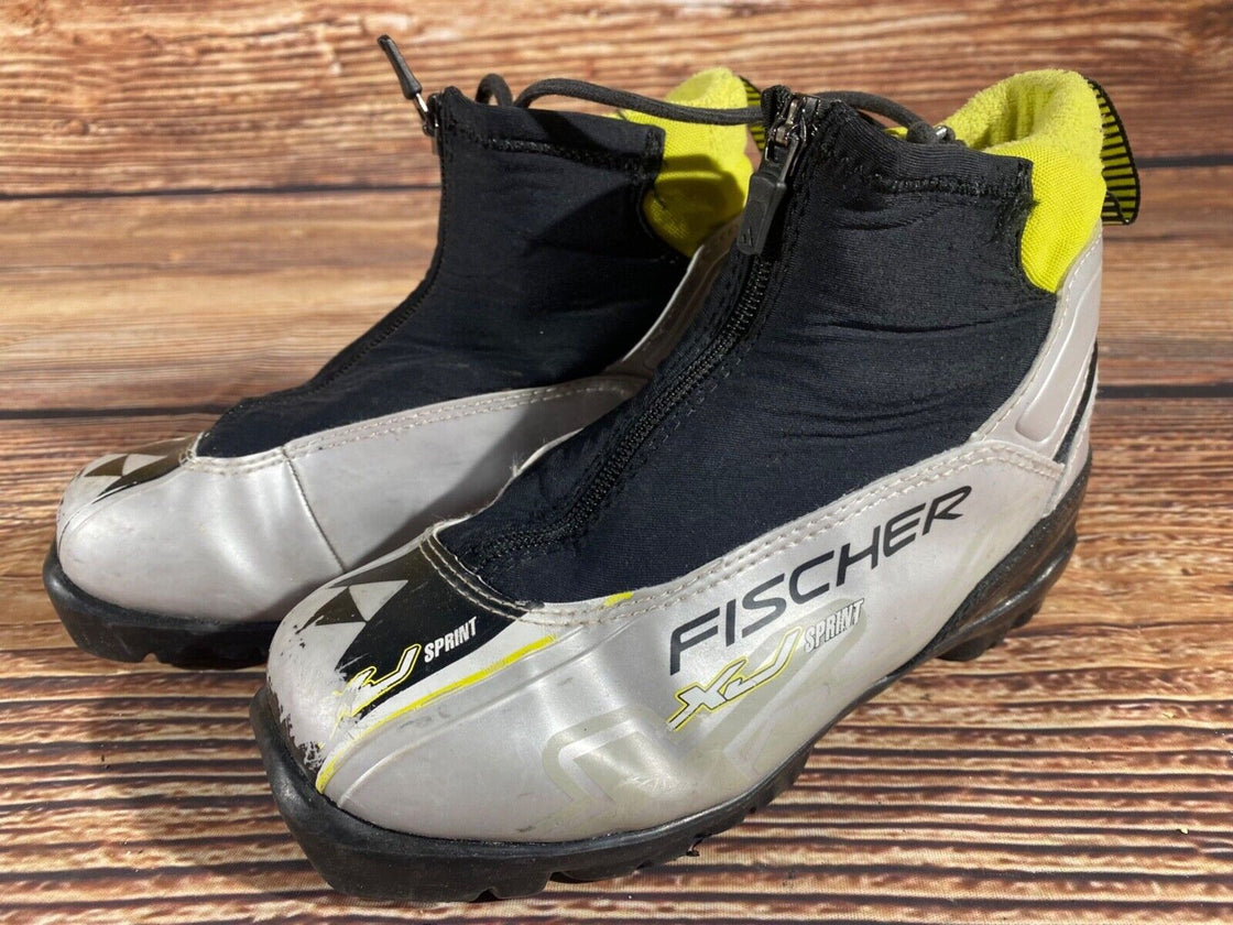 Fischer XJ Sprint Kids Nordic Cross Country Ski Boots Size EU35 US3.5 NNN F-515