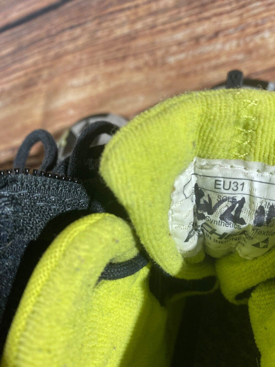 Fischer XJ Sprint Kids Nordic Cross Country Ski Boots Size EU31 US12.5 NNN F-402