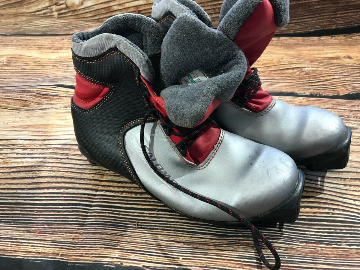 Salomon Snowmonster Cross Country Ski Boots Classic SNS Profil EU 38 US 5.5 2420