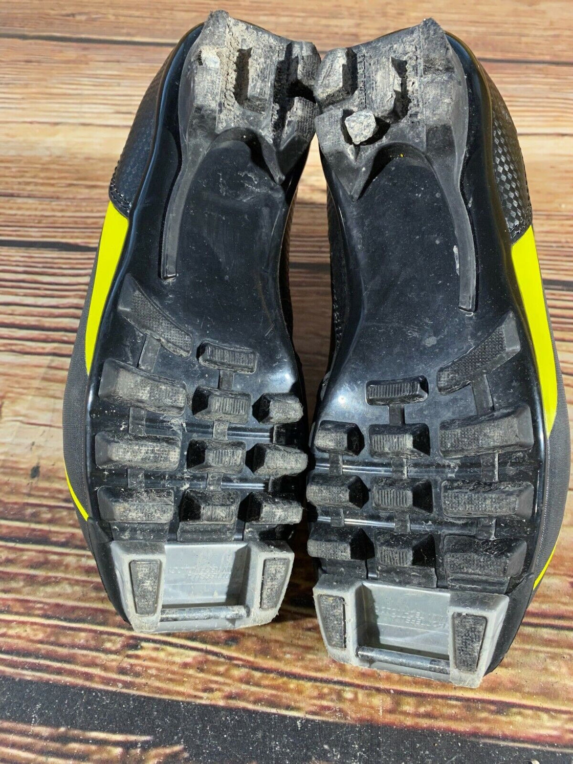 Fischer XJ Sprint Kids Nordic Cross Country Ski Boots Size EU35 US3.5 NNN F-32