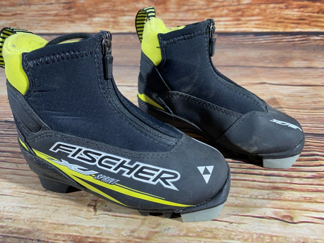 Fischer XJ Sprint Kids Nordic Cross Country Ski Boots Size EU26 US9 NNN F-6