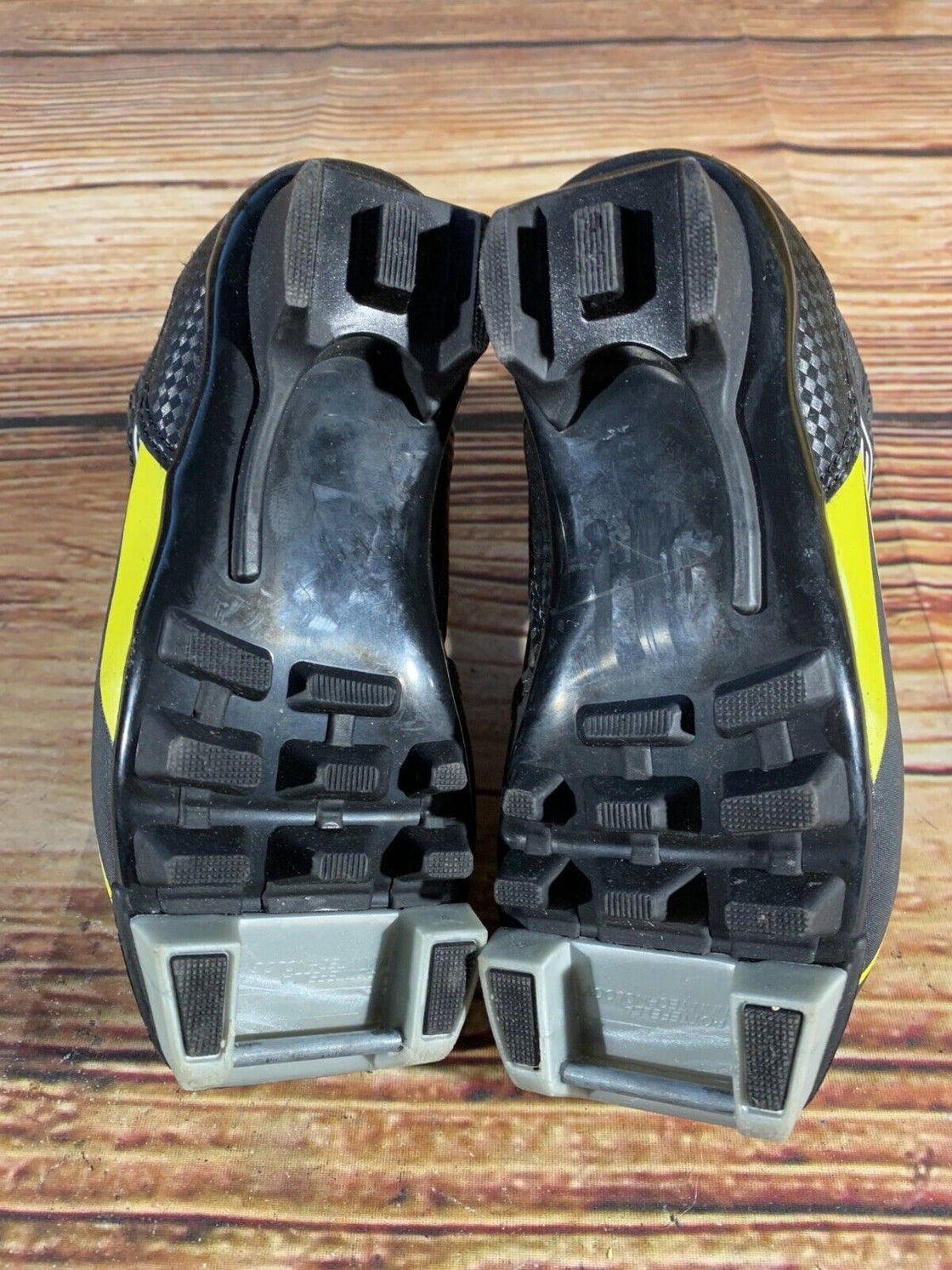 Fischer XJ Sprint Kids Nordic Cross Country Ski Boots Size EU26 US9 NNN F-6