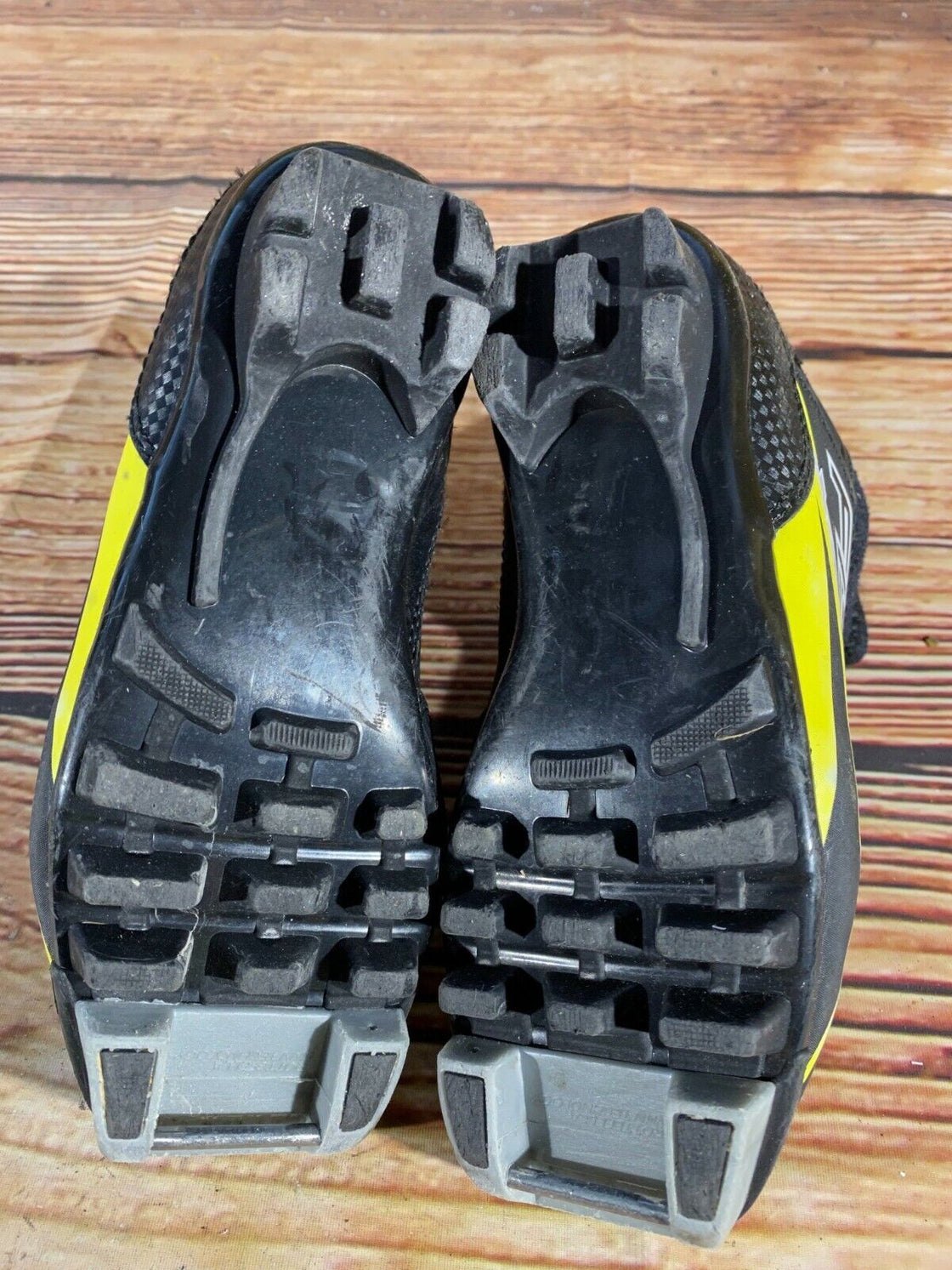 Fischer XJ Sprint Kids Nordic Cross Country Ski Boots Size EU31 US12.5 NNN F-38