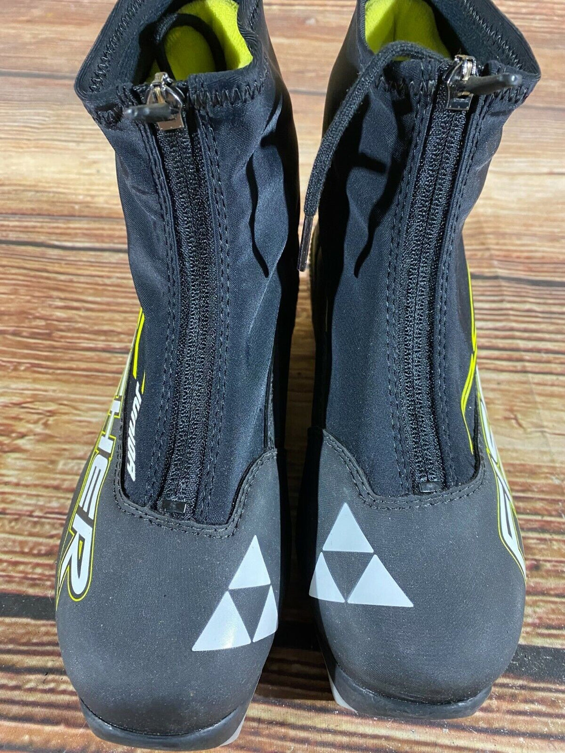 Fischer RC Junior Nordic Cross Country Ski Boots Size EU37 US5 for NNN 1423