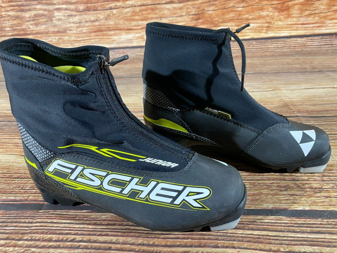 Fischer RC Junior Nordic Cross Country Ski Boots Size EU37 US5 for NNN 1423