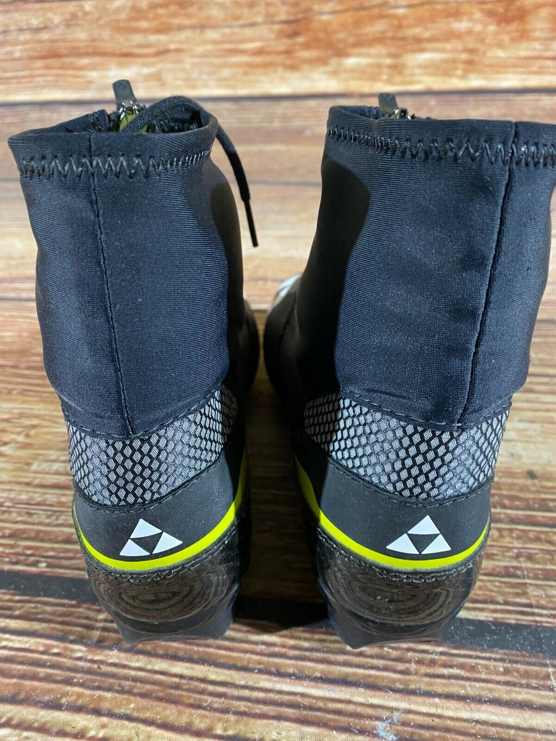 Fischer RC Junior Nordic Cross Country Ski Boots Size EU37 US5 for NNN 1423