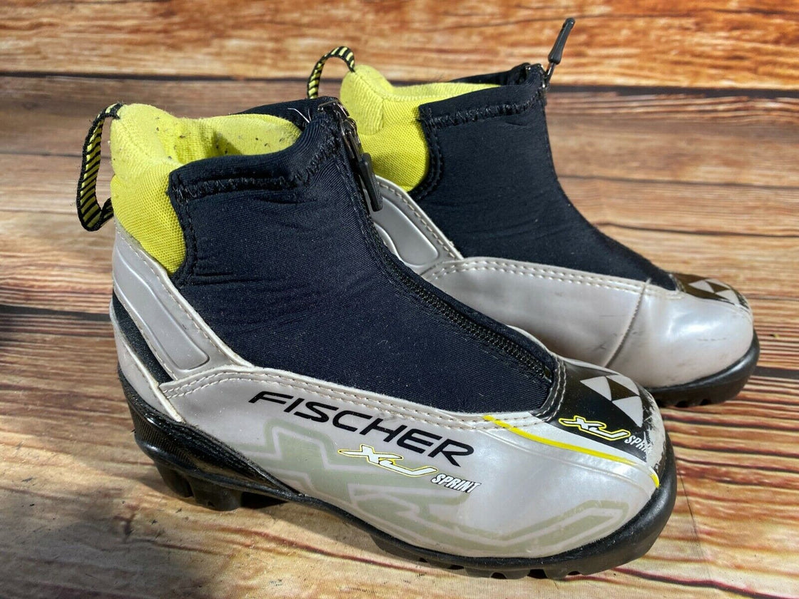 Fischer XJ Sprint Kids Nordic Cross Country Ski Boots Size EU29 US11 NNN F-177