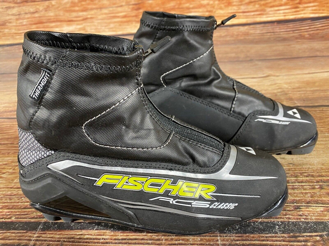 Fischer RC5 Classic Nordic Cross Country Ski Boots Size EU38 US6 for NNN 1516