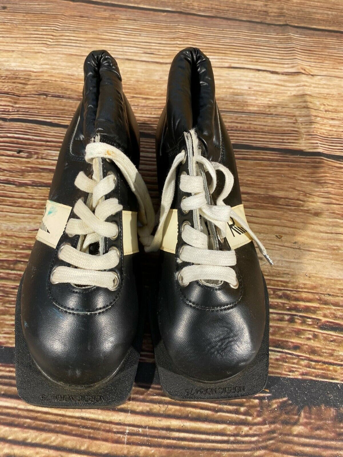Botas Cross Country Ski Boots Backcountry 75mm NN EU 37 US 5 Vintage