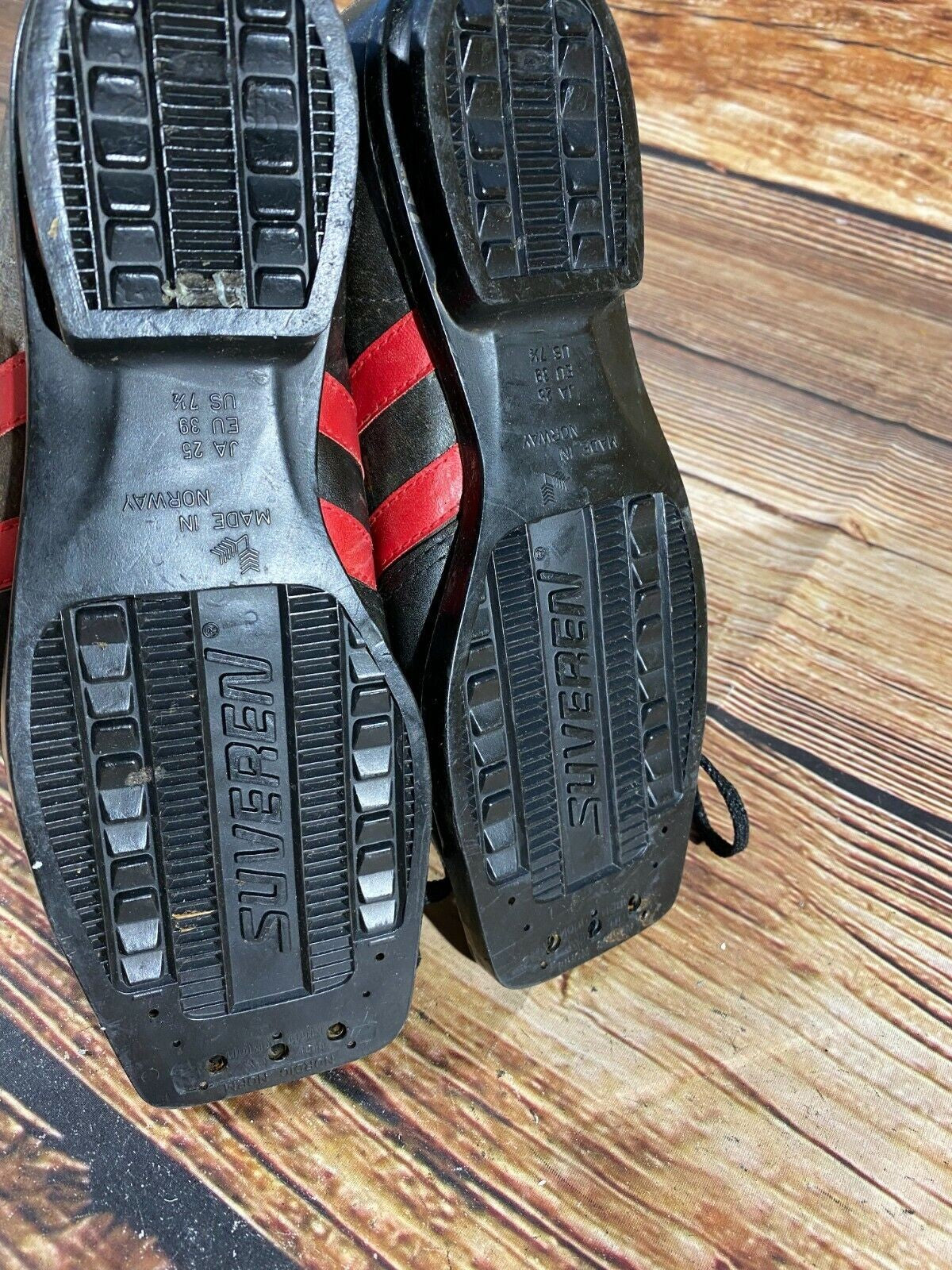 Suveren Cross Country Ski Boots Backcountry 75mm NN EU 39 US 6.5 Vintage 1755