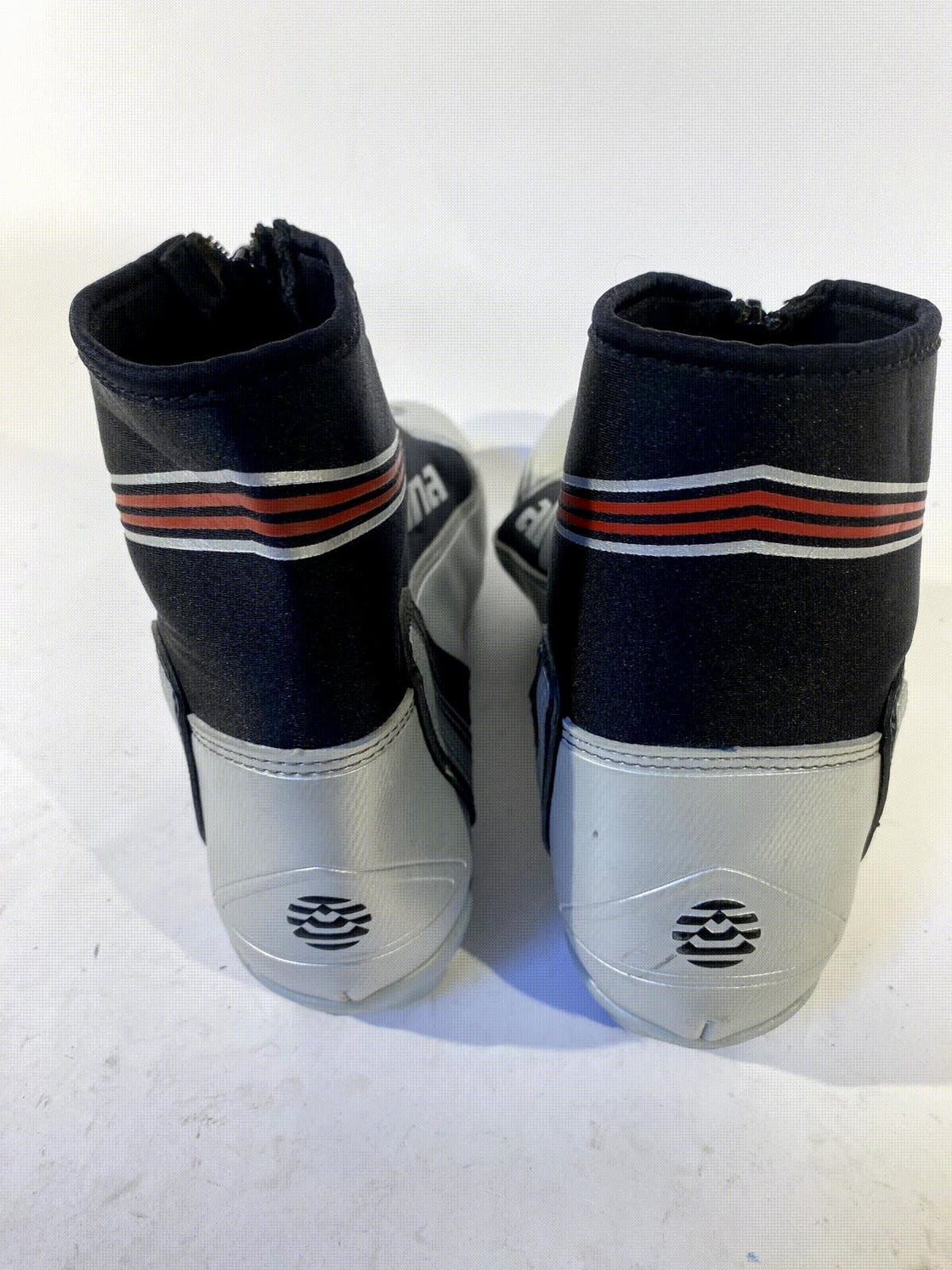 Alpina ST10 Nordic Cross Country Classic Ski Boots Size EU44 US10.5 for NNN 35