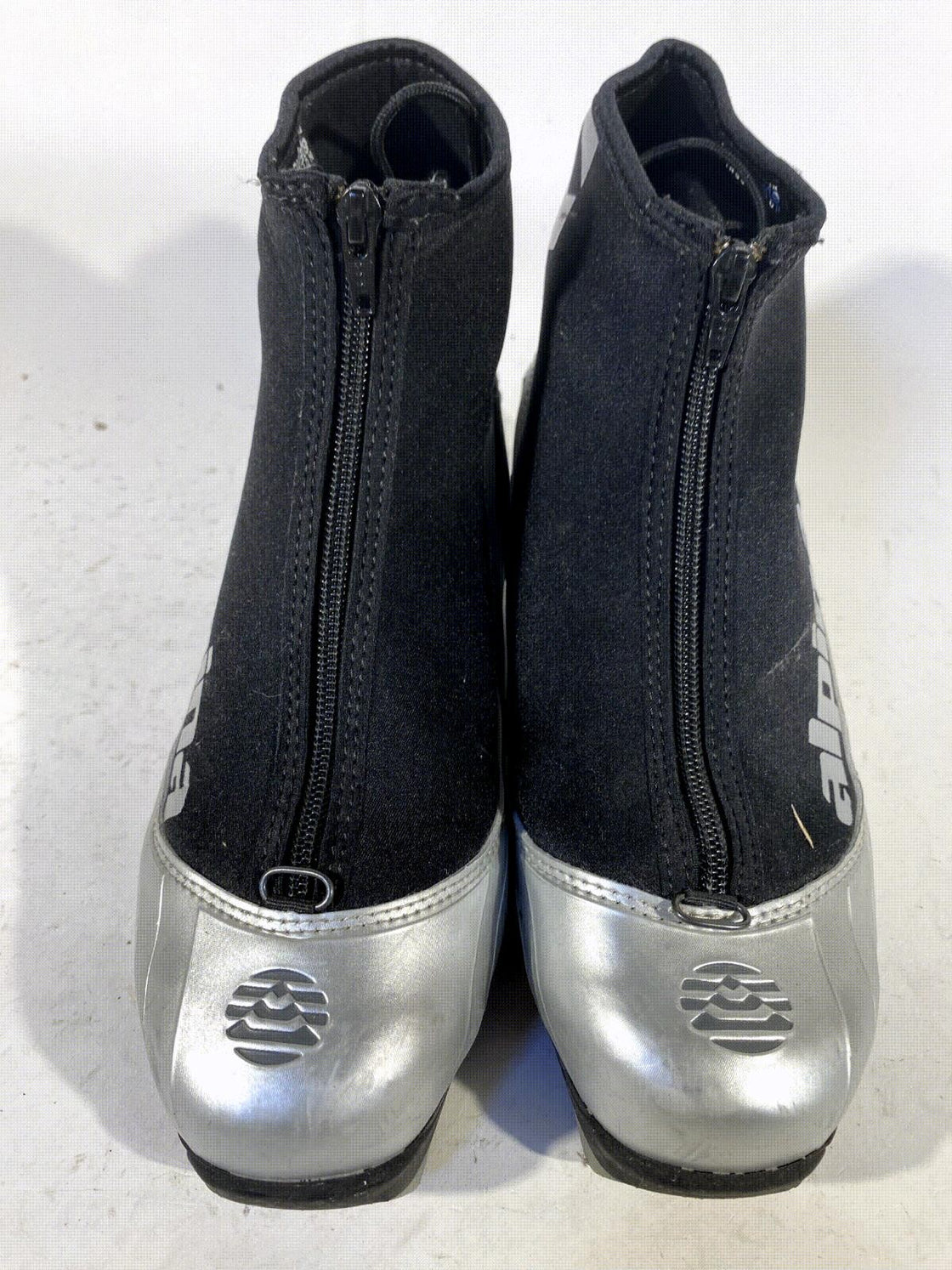 Alpina T10 Nordic Cross Country Ski Boots Size EU40 US7.5 for NNN 77