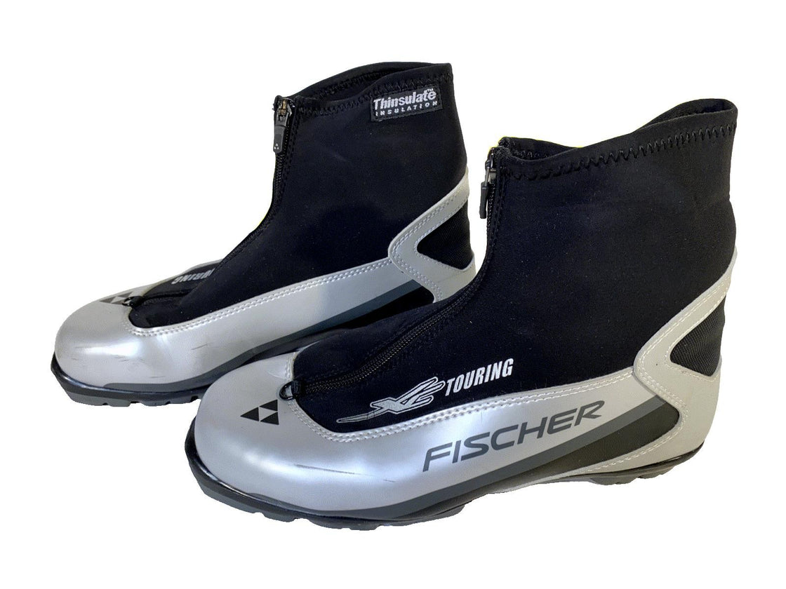 Fischer Touring Cross Country Classic Ski Boots Size EU43 US9.5 NNN binding 150